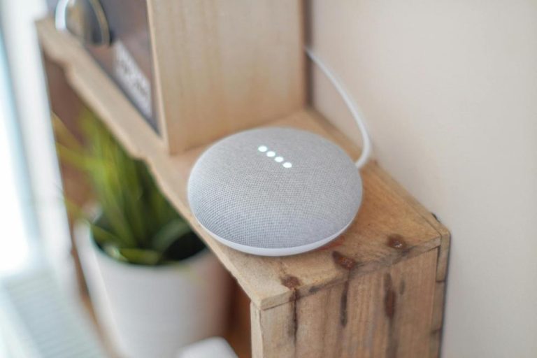 Quẩy banh nóc với loa bluetooth di động siêu chất - Nhạc nào cũng chiến!
